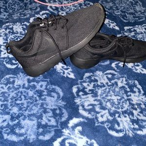 Nike Roche shoes